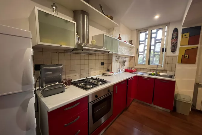 Shtepi me qera 1+1 ne Tirane - 700 Euro