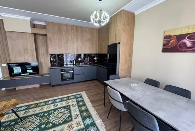 Casa in affitto 2+1 a Tirana - 1,000 Euro