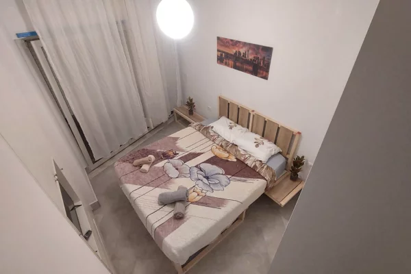 Shtepi me qera Apartament ne Tirane, 1+1, Mobilimi E mobiluar, Pagesa 600  Euro.