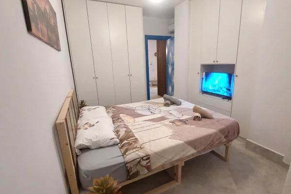 Shtepi me qera Apartament ne Tirane, 1+1, Mobilimi E mobiluar, Pagesa 600  Euro.