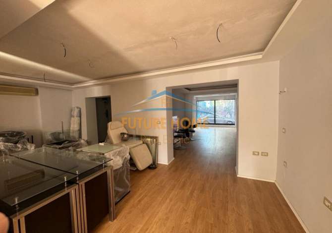 Ambient biznesi ne shitje 1+1 ne Tirane - 570,000 Euro