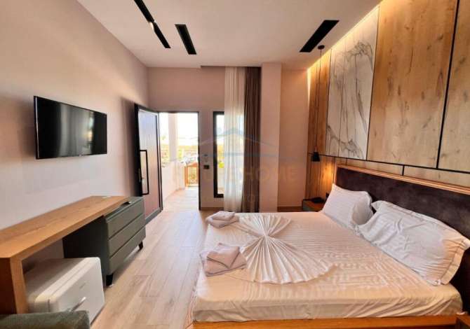 Business Property in Sale 5+1 in Durres - 2,000,000 Euro