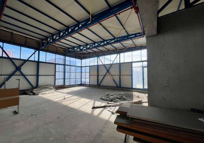 Ambient biznesi me qera 5+1 ne Tirane - 16,000 Euro