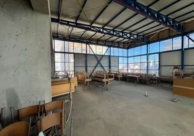 Qira, Godine Biznesi, Selite