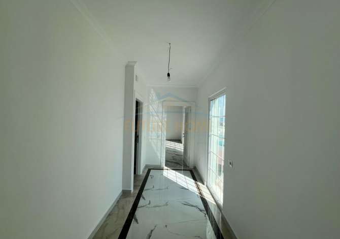 Shtepi me qera Apartament ne Tirane, 2+1, Mobilimi Bosh, pa mobiluar, Pagesa 1,500  Euro.