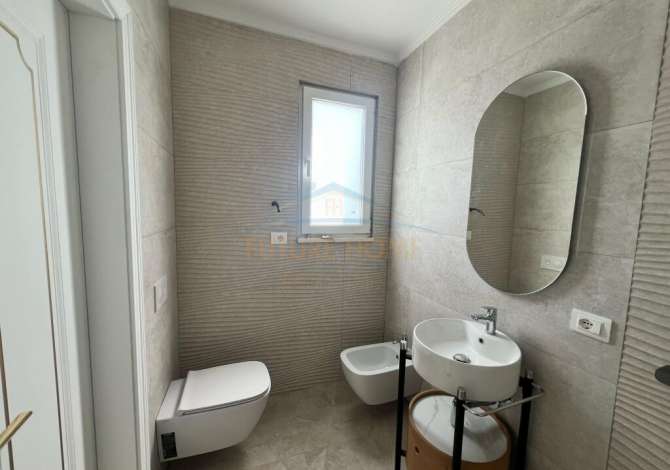 Shtepi me qera Apartament ne Tirane, 2+1, Mobilimi Bosh, pa mobiluar, Pagesa 1,500  Euro.