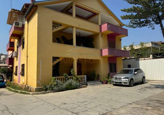 Shtepi ne shitje 7+1 ne Tirane - 400,000 Euro