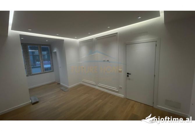 Ambient biznesi me qera 3+1 ne Tirane - 1,000 Euro