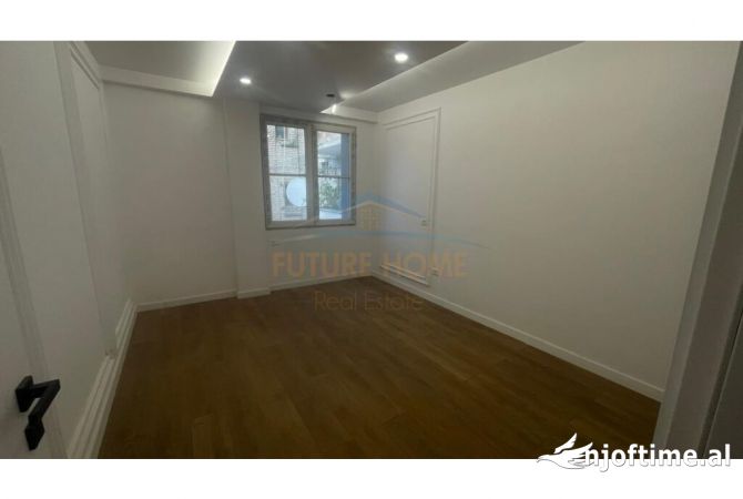 Apartament 3+1+3 per qera tek Tregu Elektrik