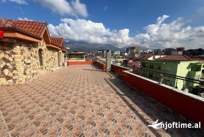 Shtepi me qera 7+1 ne Tirane - 5,000 Euro