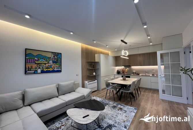 Shtepi me qera 2+1 ne Tirane - 900 Euro