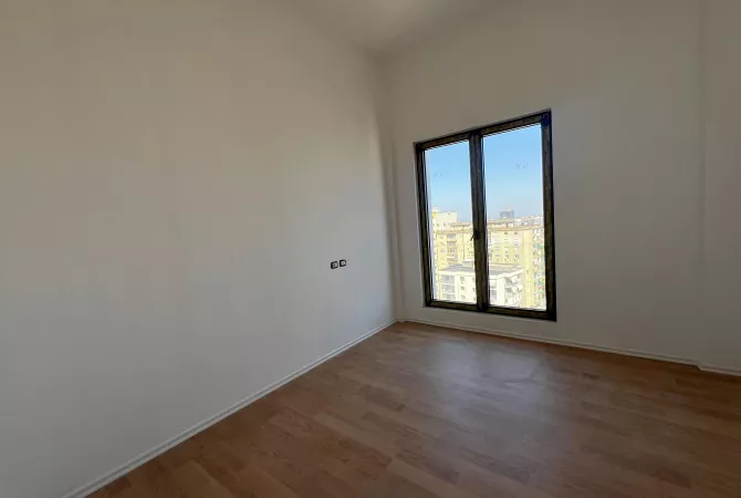 Shtepi ne shitje Penthose(kati i fundit panoramik) ne Tirane, 3+1, Mobilimi E mobiluar, Pagesa 399,000  Euro.