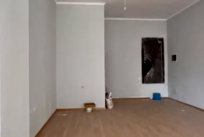 Business Property in Sale 1+1 in Tirana - 99,000 Euro