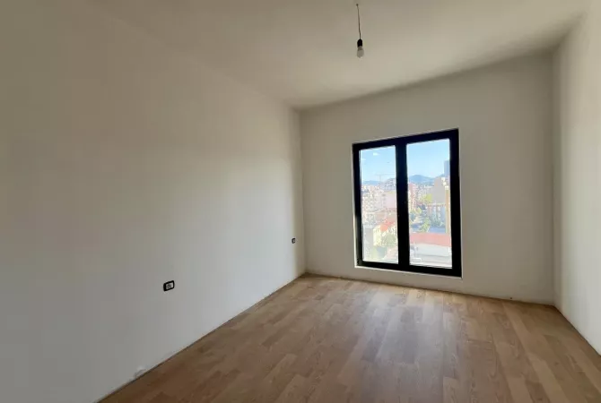 Shtepi me qera 1+1 ne Tirane - 700 Euro