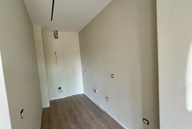 Shtepi me qera 1+1 ne Tirane - 800 Euro