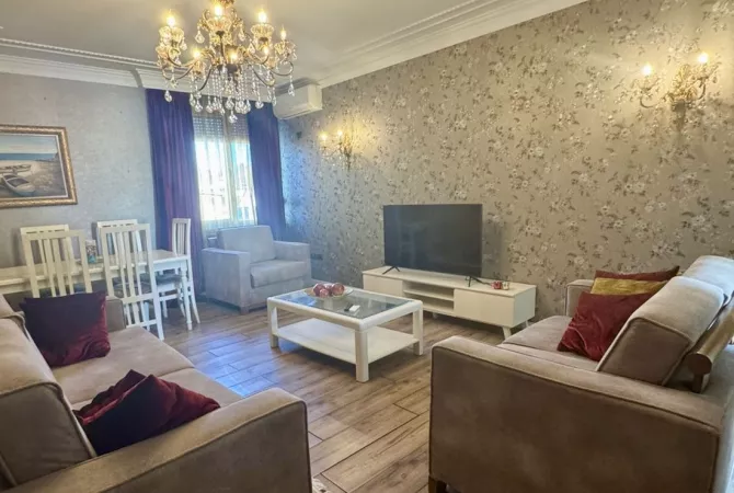 Shtepi ne shitje 2+1 ne Tirane - 385,000 Euro