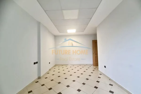Business Property for Rent 1+1 in Tirana - 1,250 Euro
