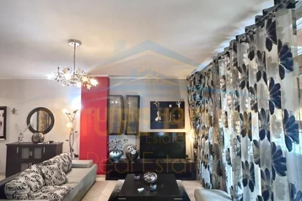 Qira, Apartament 2+1, Rruga e Barrikadave, Tiranë