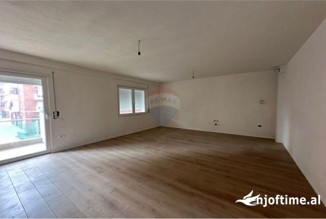 Shtepi ne shitje 1+1 ne Tirane - 155,000 Euro