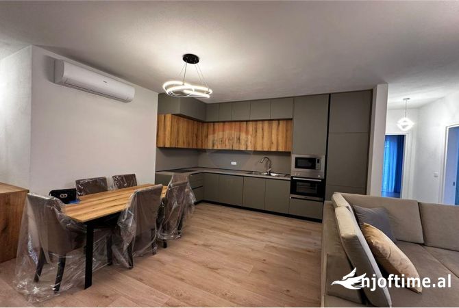 Shtepi me qera 2+1 ne Tirane - 900 Euro