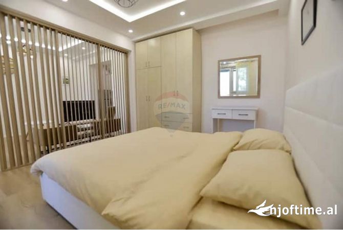 Shtepi me qera Apartament ne Tirane, Garsoniere, Mobilimi E mobiluar, Pagesa 600  Euro.