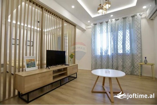 Shtepi me qera Apartament ne Tirane, Garsoniere, Mobilimi E mobiluar, Pagesa 600  Euro.