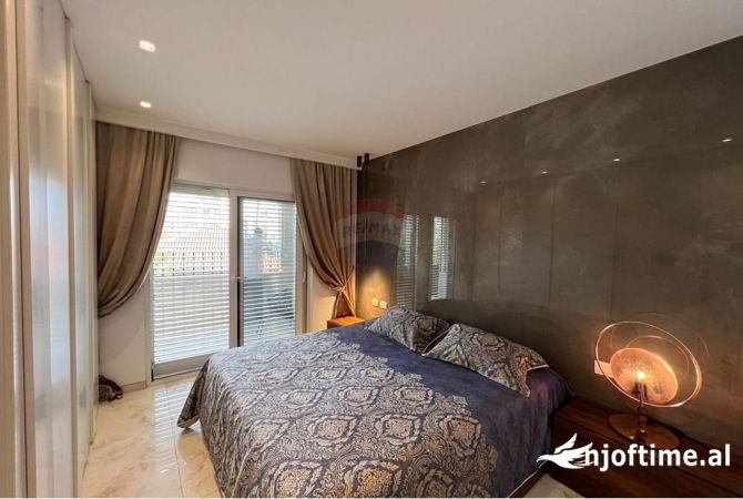 Shtepi ne shitje Apartament ne Tirane, 2+1, Mobilimi E mobiluar, Pagesa 270,000  Euro.