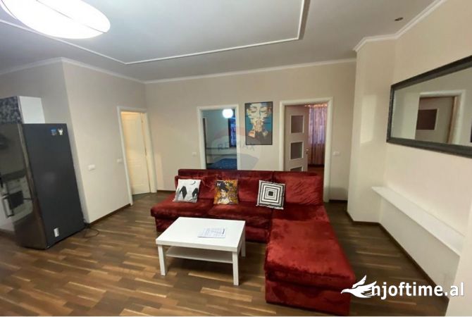 Shtepi me qera 2+1 ne Tirane - 750 Euro