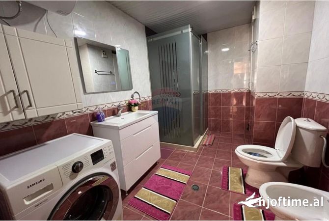 Shtepi me qera Apartament ne Tirane, 2+1, Mobilimi E mobiluar, Pagesa 750  Euro.