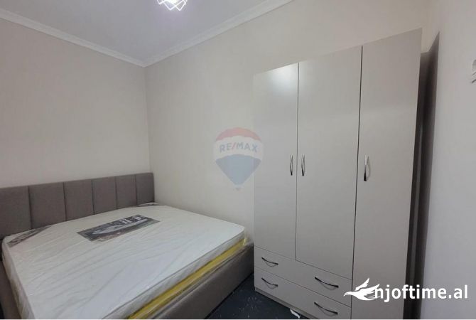 Shtepi me qera Garsoniere ne Tirane - 38,000 Leke