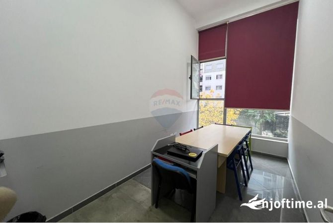Ambient biznesi me qera 1+1 ne Tirane - 400 Euro