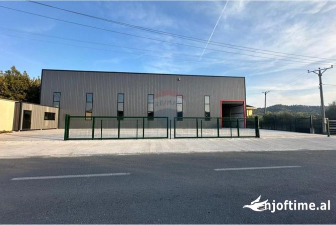 Ambient biznesi me qera 4+1 ne Tirane - 2,000 Euro