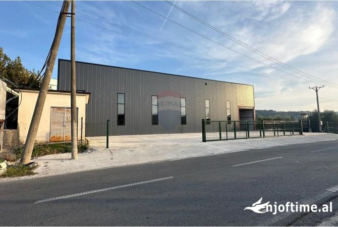 Ambient biznesi me qera 4+1 ne Tirane - 2,000 Euro