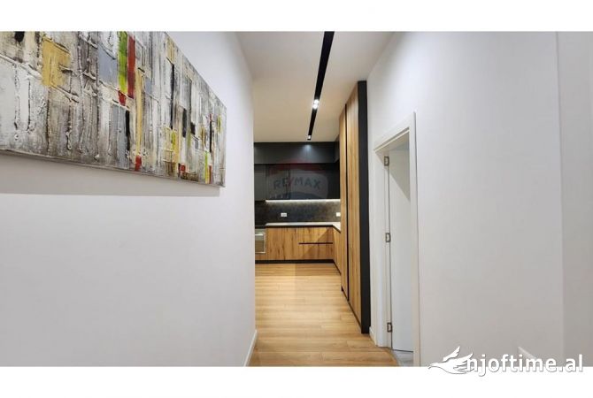 Shtepi me qera 1+1 ne Tirane - 750 Euro