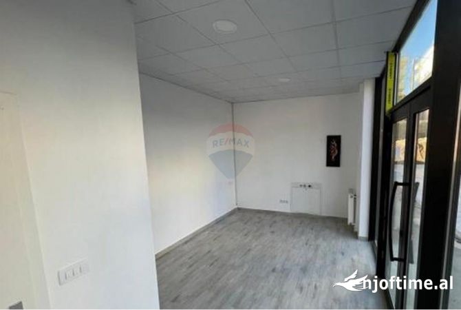 Ambient biznesi me qera 1+1 ne Tirane - 1,500 Euro