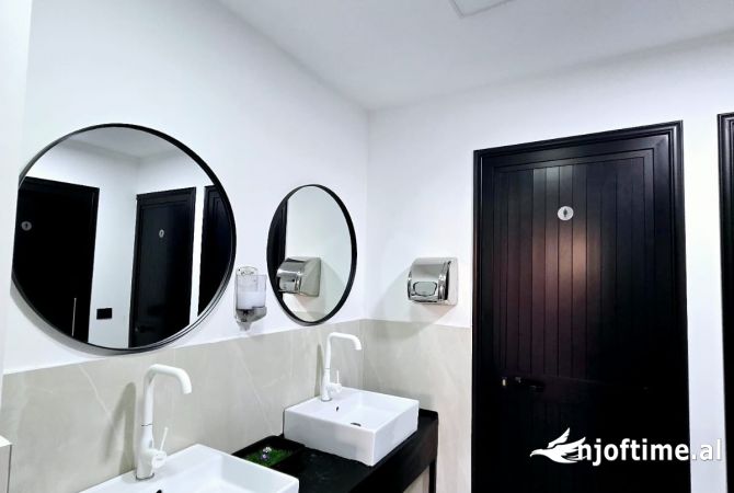 Zyre me qira tek Parku Olimpik