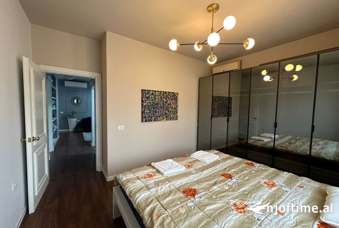 Shtepi me qera Apartament ne Tirane, 2+1, Mobilimi E mobiluar, Pagesa 800  Euro.