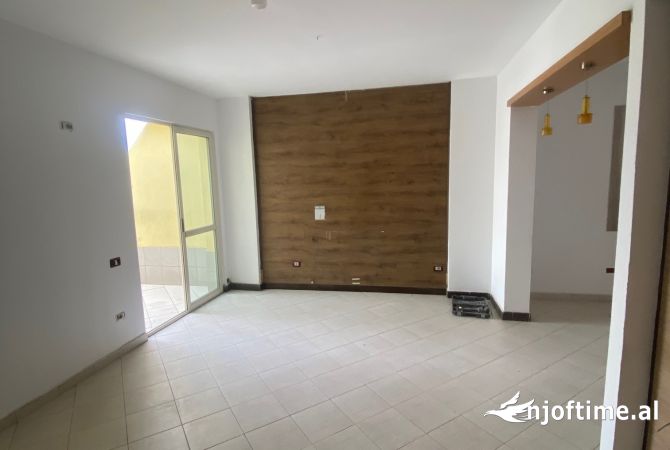 Shtepi ne shitje 2+1 ne Tirane - 177,000 Euro