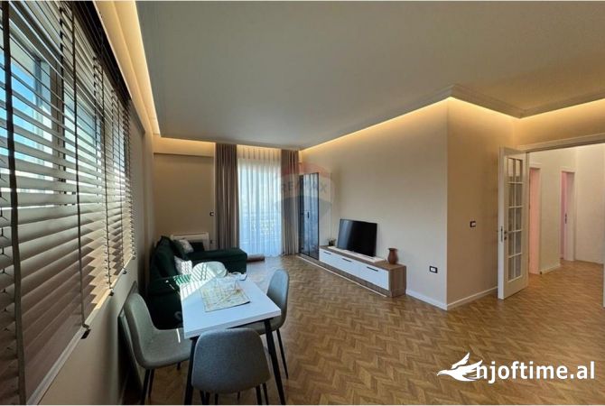 Shtepi me qera 2+1 ne Tirane - 700 Euro