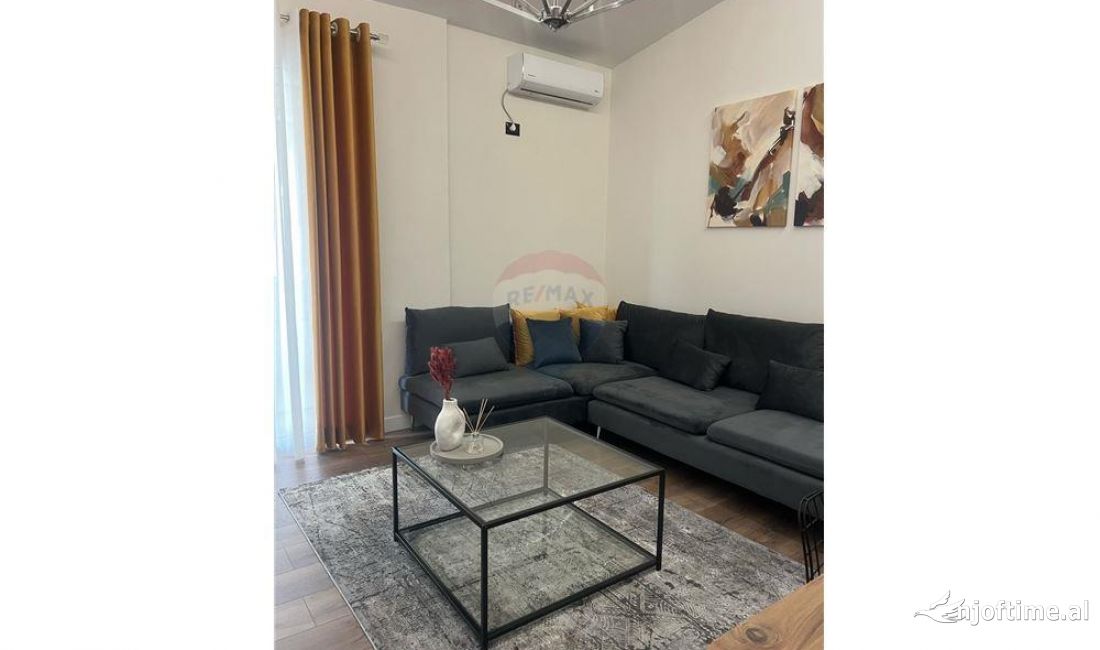 Shtepi me qera Apartament ne Tirane, 1+1, Mobilimi E mobiluar, Pagesa 600  Euro.