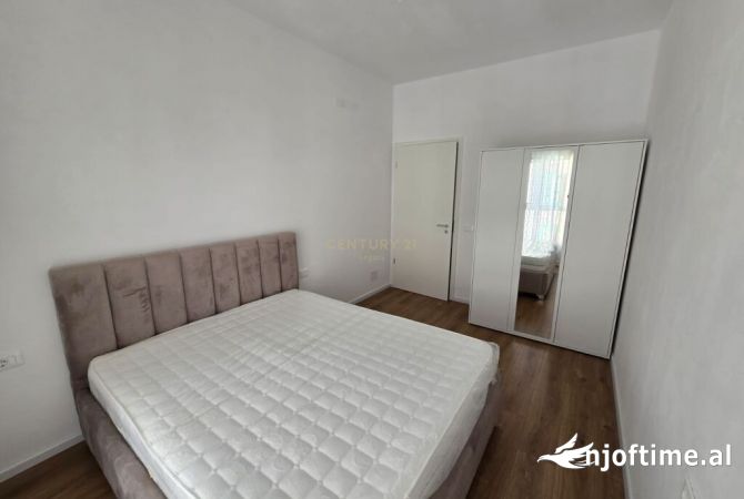 Shtepi me qera 1+1 ne Tirane - 400 Euro