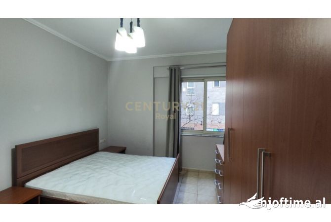 Shtepi me qera Apartament ne Tirane, 1+1, Mobilimi E mobiluar, Pagesa 550  Euro.