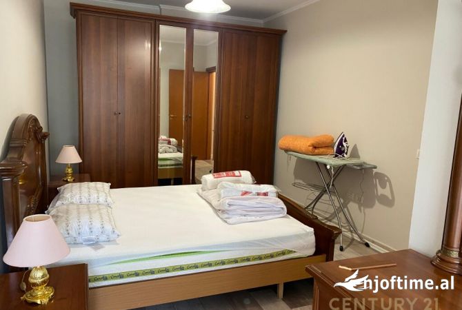 Shtepi me qera 2+1 ne Tirane - 700 Euro