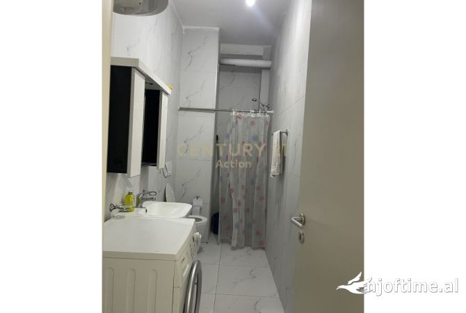 Shtepi me qera Apartament ne Tirane, 1+1, Mobilimi E mobiluar, Pagesa 500  Euro.