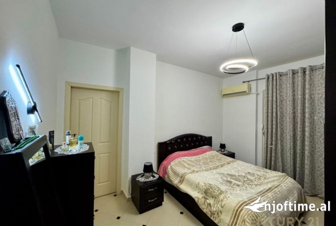 Shtepi me qera 2+1 ne Tirane - 500 Euro