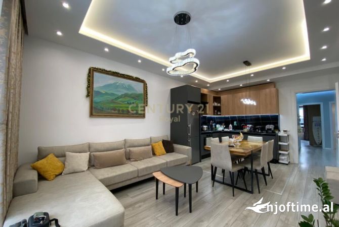 Shtepi ne shitje 2+1 ne Tirane - 187,000 Euro