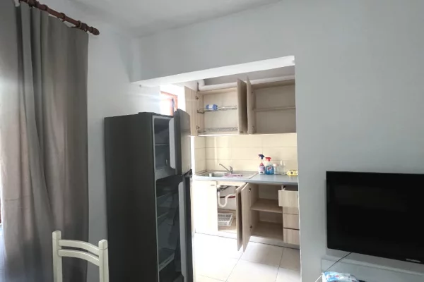 Shtepi me qera 2+1 ne Tirane - 500 Euro