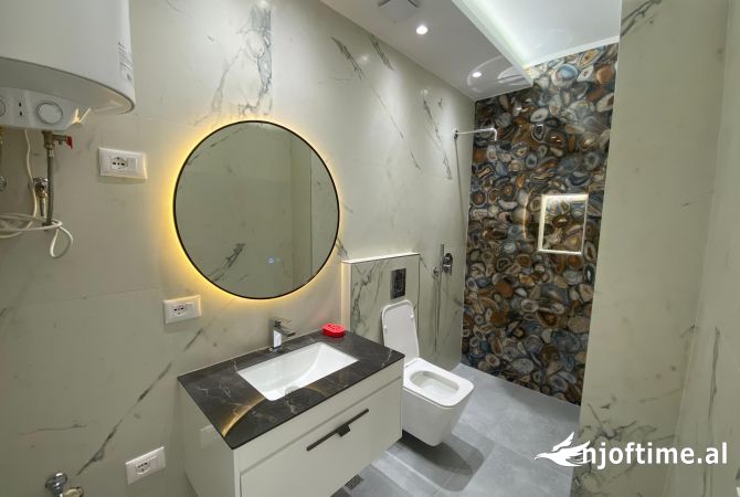 Shtepi ne shitje 2+1 ne Tirane - 210,000 Euro