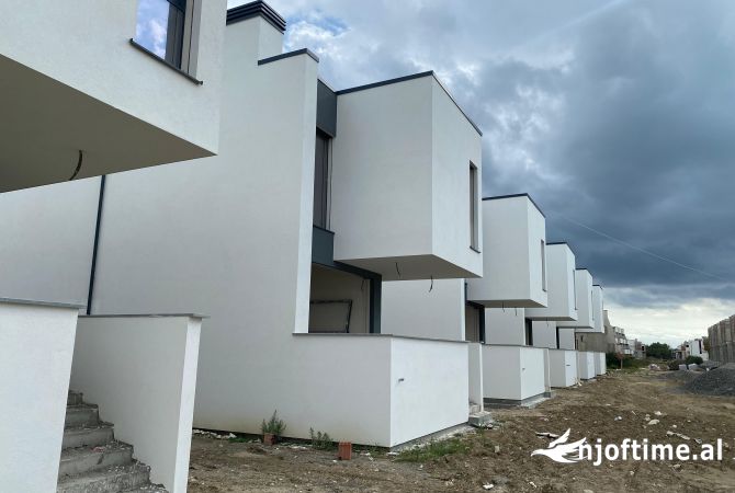 Shtepi ne shitje 3+1 ne Durres - 400,000 Euro