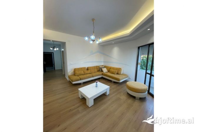 Shtepi ne shitje 2+1 ne Tirane - 170,000 Euro